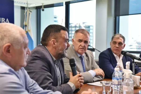 Dimes y diretes: Jaldo, con un referente de Barrios de Pie y el lanzamiento de un ministro