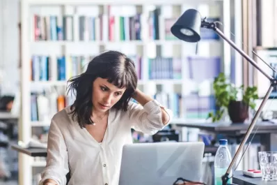 Las mujeres tucumanas ganan un 33,6% menos que los hombres