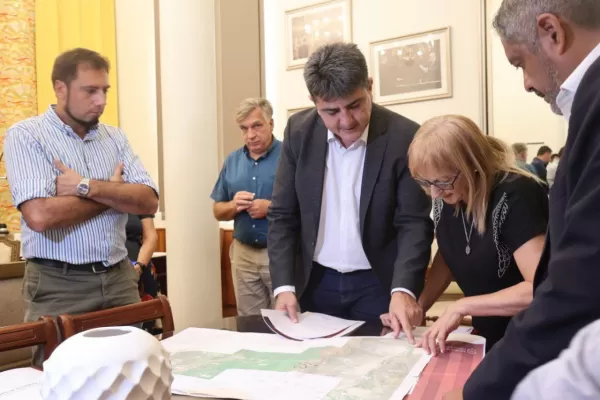 El Gobierno firmó el contrato con la UTE Sabavisa-Mercovial para reparar el dique