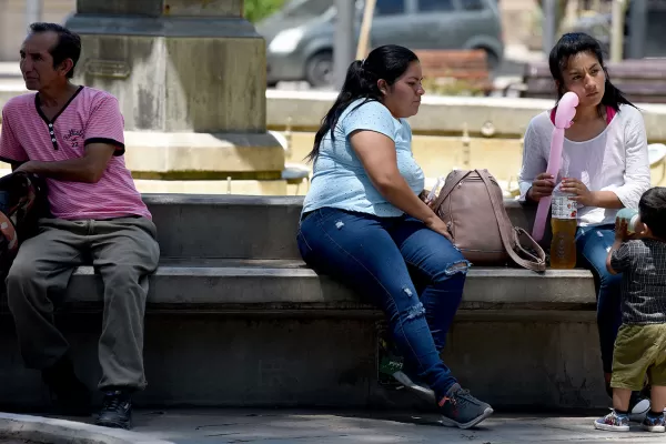 El calor no afloja y se esperan nuevas tormentas durante la noche para Tucumán
