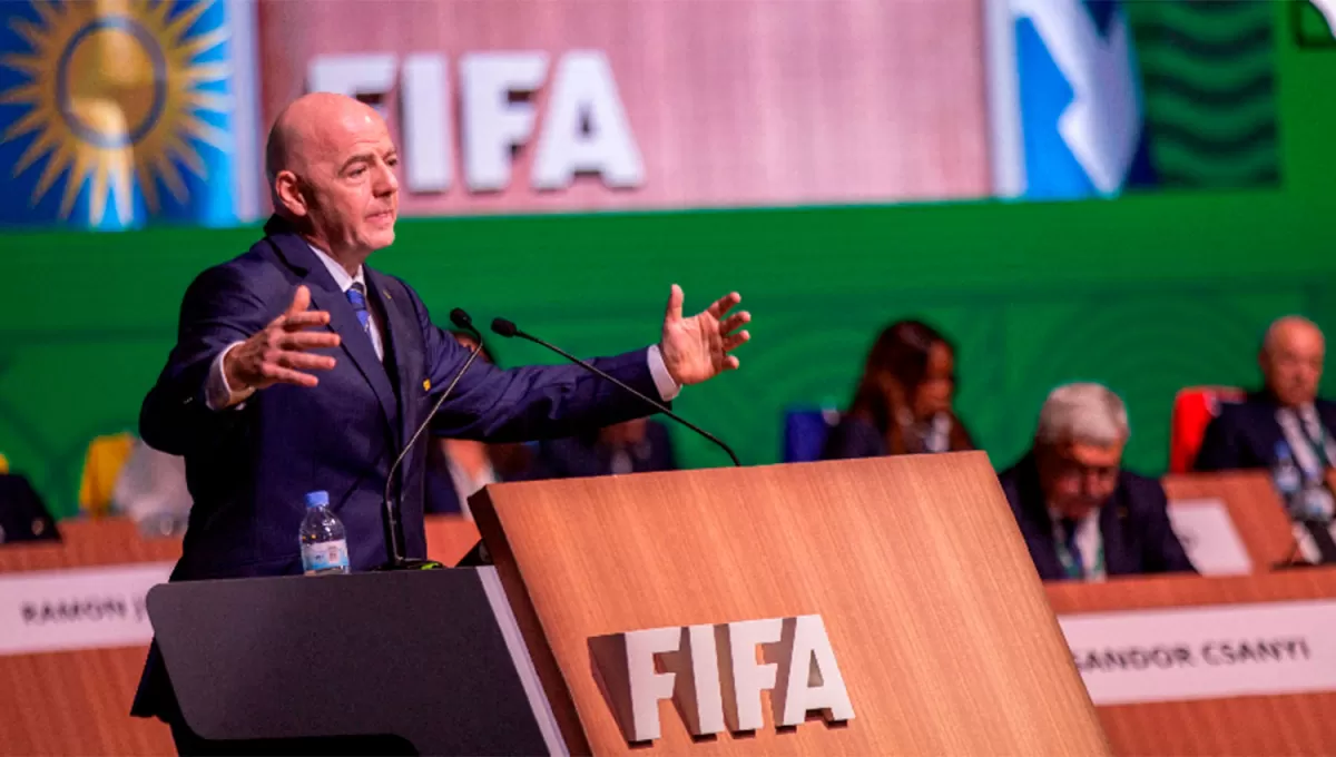 EN RUANDA. Gianni Infantino anunció un incremento en los ingresos de la FIFA, lo que representará mayores subsidios.
