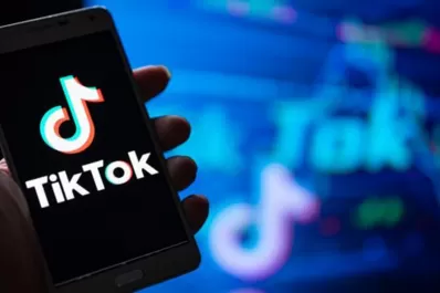 Reino Unido veta TikTok en celulares del Gobierno