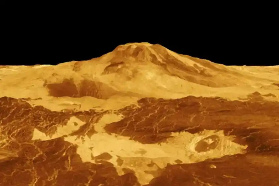 Una imagen tridimensional del volcán más alto de Venus.