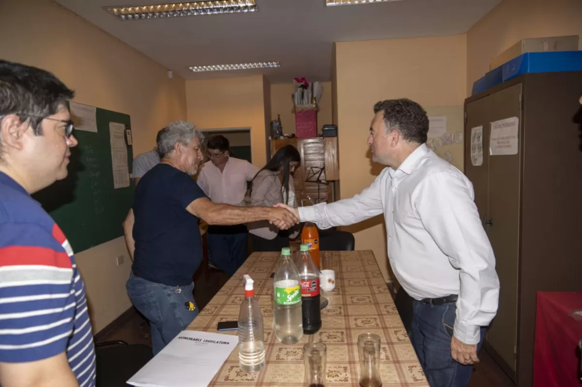 Raúl Albarracín visitó la institución 