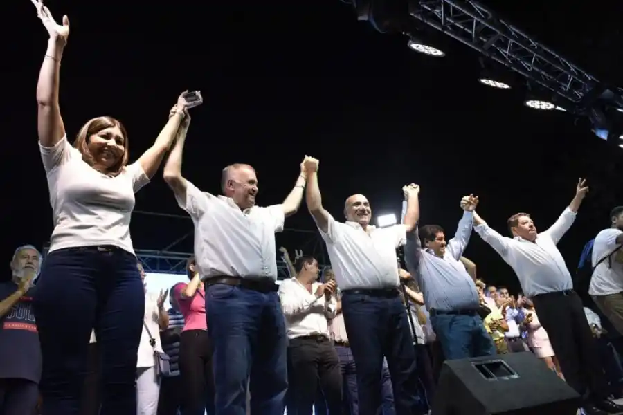 DE CAMPAÑA. Manzur y Jaldo profundizarán los actos en las tres secciones electorales con vistas a las elecciones provinciales del 14 de mayo. twitter @OsvaldoJaldo