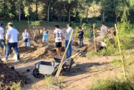 La Fundación León celebra sus 20 años con la inauguración de un bosque y estrena un documental