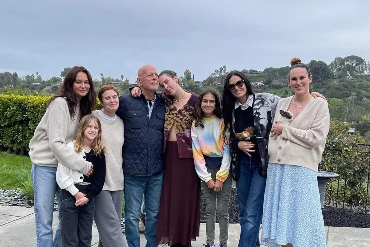 El álbum de fotos de Bruce Willis junto a su familia