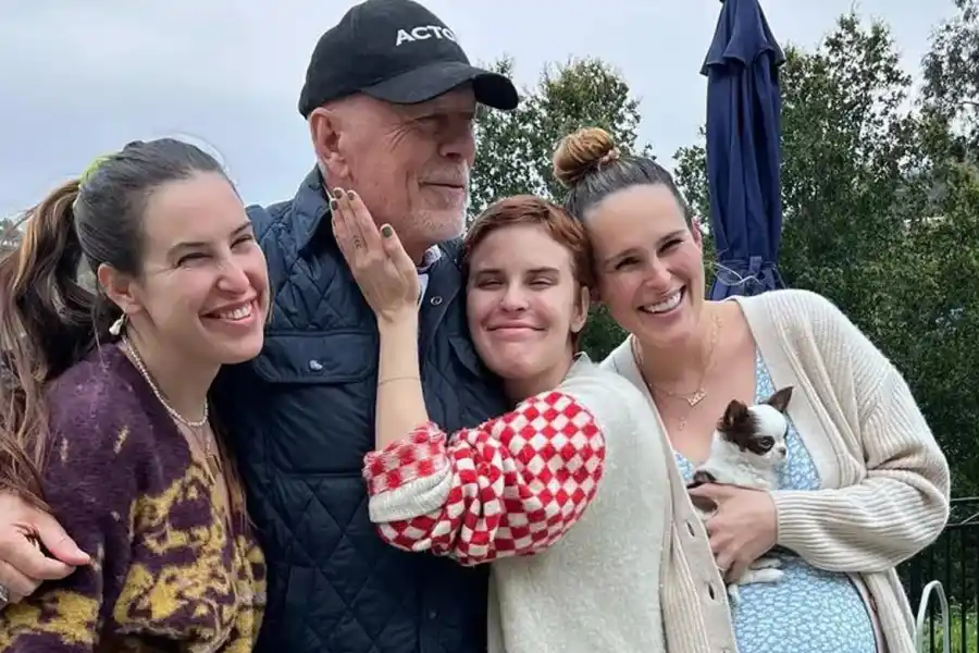 Bruce Willis celebró sus 68 años junto a su familia