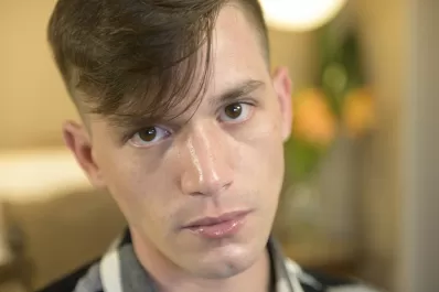 Caso Marcelo Corazza: un joven denunció en vivo y por abuso a un famoso conductor de Telefé