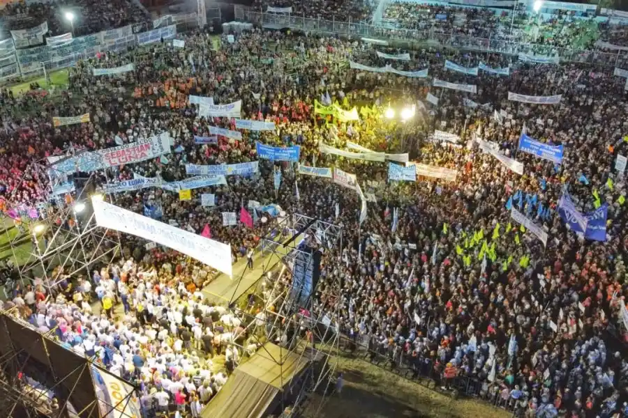 Tucumán para la Victoria convocó a una multitud en Banda del Río Salí