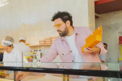 Pascuas: cómo son y cuánto cuestan los huevos de chocolate de Damián Betular