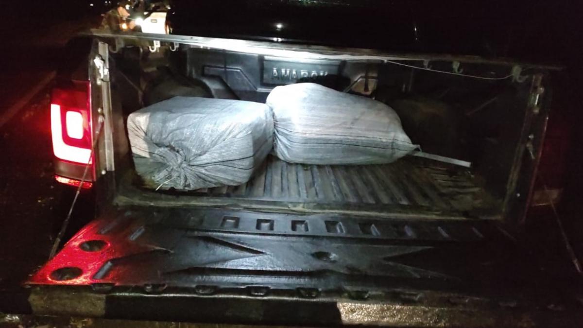 Una camioneta, cargada con 34 kilos de marihuana, embistió un control de Gendarmería