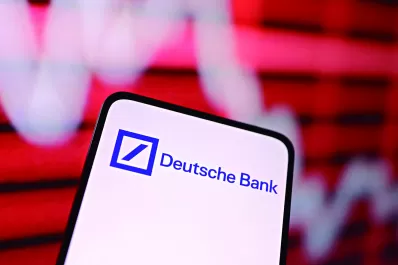 El Deutsche Bank cayó 15% y arrastró bolsas