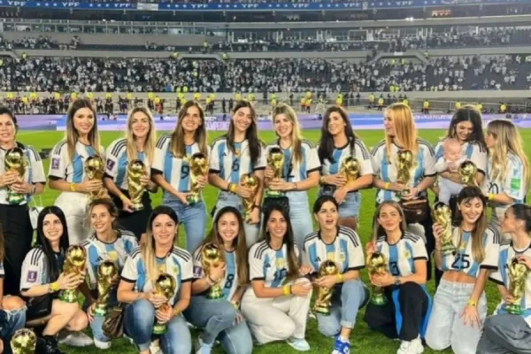 Así posaron las mujeres de la Selección Argentina en el triunfo ante Panamá: ¿por qué no estaba Oriana Sabattini?