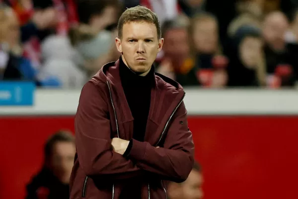 Bayern Múnich echó a su DT, que se enteró por los medios y de vacaciones