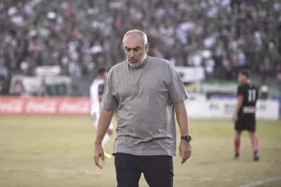 Iván Delfino dejó de ser el director técnico de San Martín