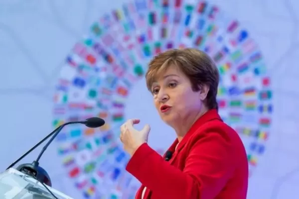 El FMI advierte que aumenta el riesgo financiero