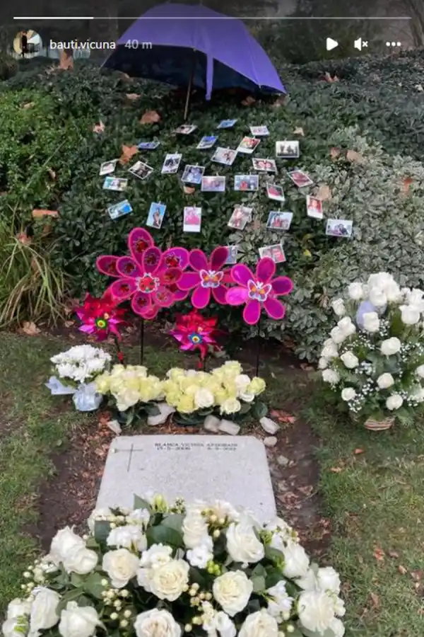 Bautista Vicuña visitó a su hermana Blanca en el cementerio. (Foto: Instagram / bautivicuna)