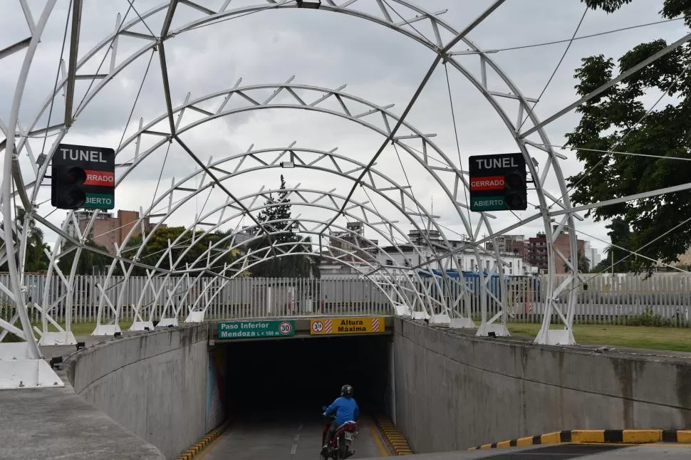 Túneles de calles Córdoba y Mendoza. Aún no se sabe cuándo comenzarán los trabajos 