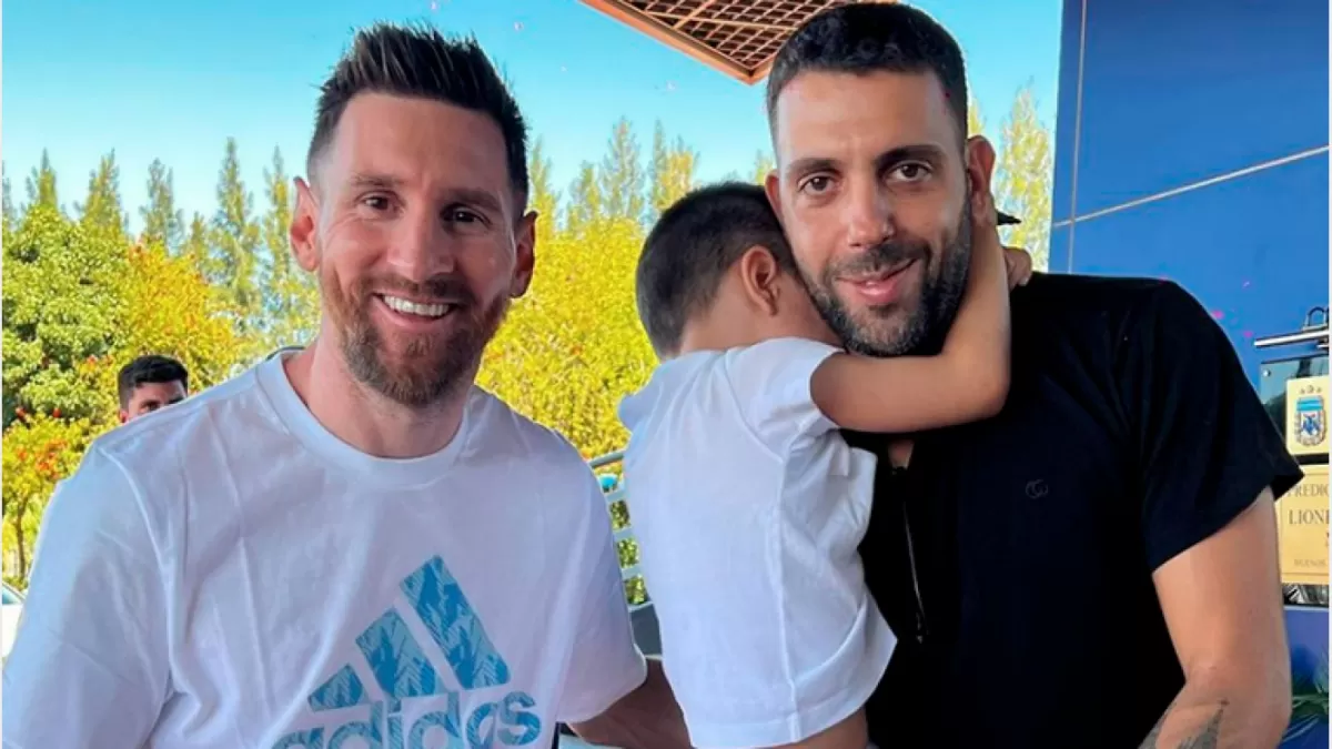 Un padre llevó a su hijo a conocer a Messi y se llevó la sorpresa de su vida: “No entiendo”