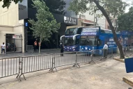 Video: Con demora, la Selección partió rumbo al Estadio