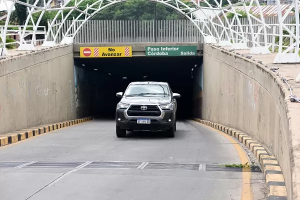 Atención, conductores: cortan el paso del túnel de la calle Córdoba por trabajos de mantenimiento