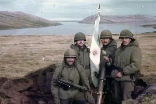 Tucumán homenajea a los veteranos y a los caídos en la Guerra de Malvinas