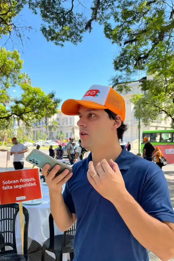 López Guzmán, candidato a legislador por CREO.
