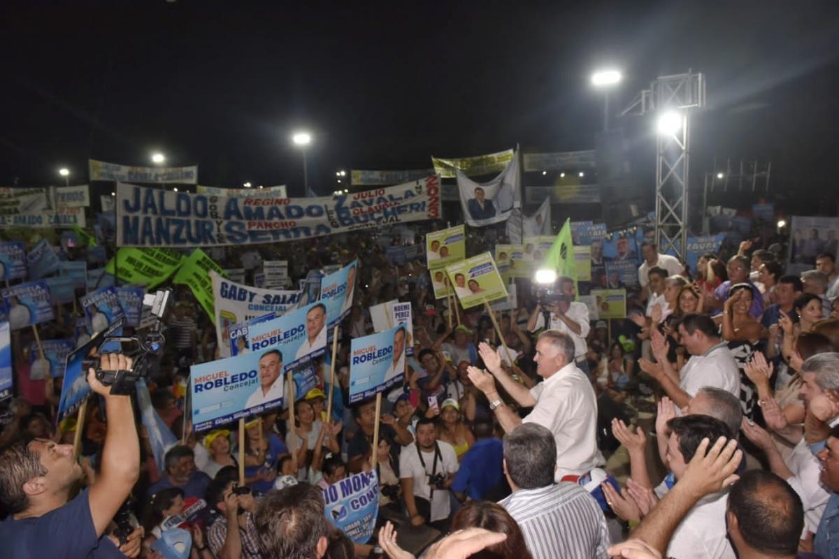 Famaillá: Jaldo acompañó el lanzamiento de la candidatura a intendente de Julio Zavala