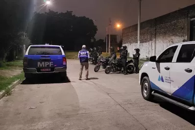 Un adolescente murió mientras escapaba de la policía, tras robar una cartera