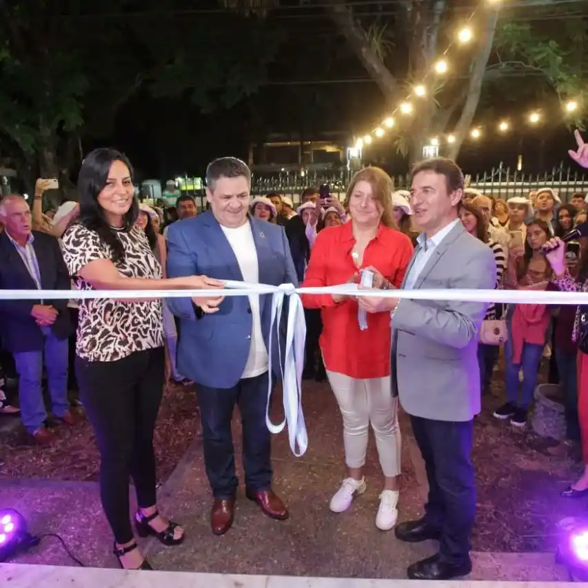 EN LA CASA DEL ENCUENTRO. Roberto Sánchez, junto a Ariel García. Foto de Twitter @RSanchezOK