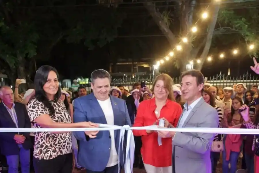 EN LA CASA DEL ENCUENTRO. Roberto Sánchez, junto a Ariel García. Foto de Twitter @RSanchezOK