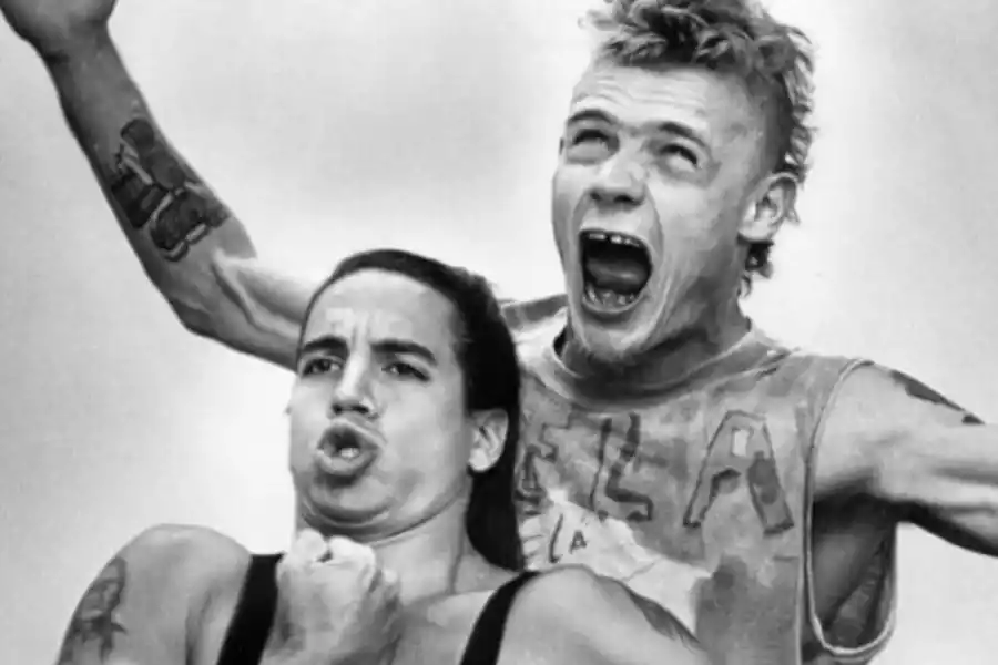 Por su carácter, Kiedis intentaba ser 