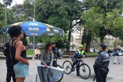 Elecciones 2023: Ricardo Bussi denunció que le impidieron difundir sus propuestas en la plaza