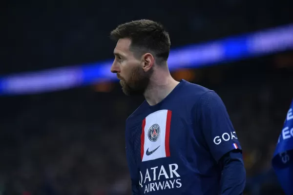 Messi viajó a Arabia Saudita mientras crecen los rumores de su salida del PSG