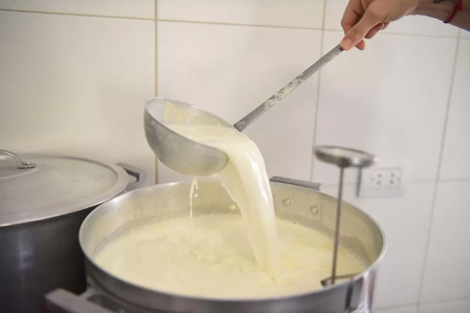 PARECIDO A LA CUAJADA. Introducida por la inmigración árabe.  LA GACETA / FOTOs DE Analía Jaramillo