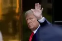 Donald Trump llegó a Nueva York en vísperas de su presentación ante la Justicia