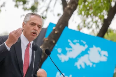 Alberto Fernández: Reproches al macrismo en el acto por Malvinas