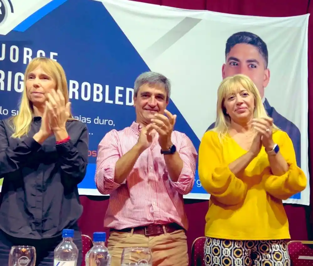 ACTO DE CAMPAÑA. Yedlin, junto a Chahla y a Sandra Tirado. Foto de Prensa Pablo Yedlin