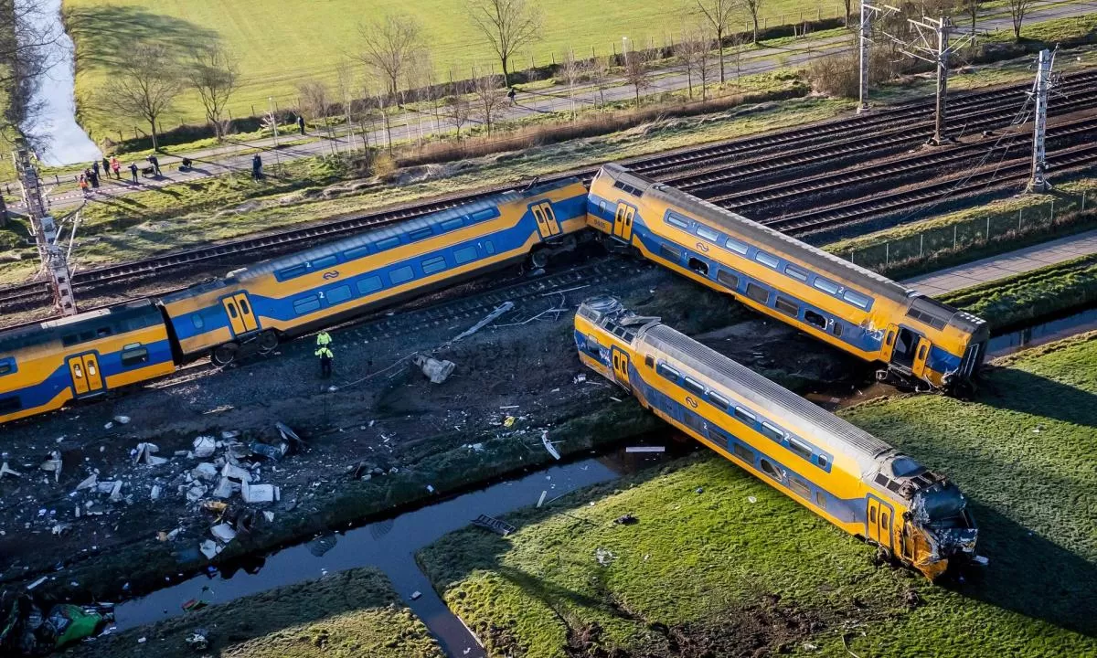 Un tren de alta velocidad chocó en Países Bajos. EFE