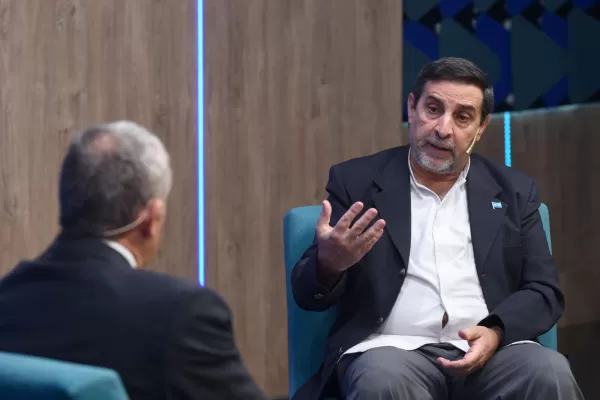 Luis Medina Ruiz: Es la peor epidemia de dengue en Tucumán de la historia