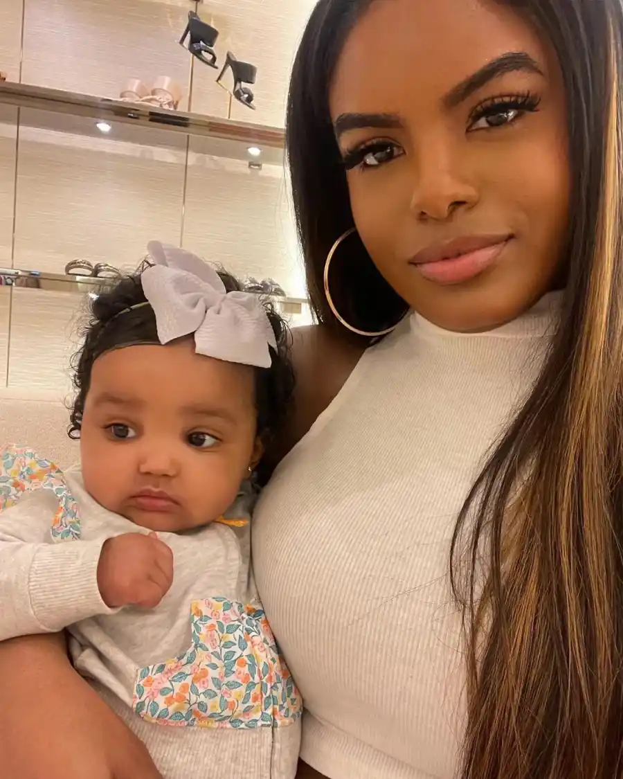 La mujer con la que Anuel AA habría tenido una relación casual y su hija. (Foto: Instagram/Meli_Valle)