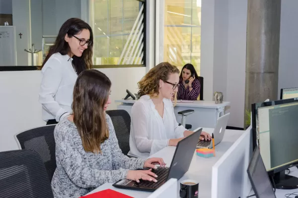 Cómo construir una red de contactos laborales