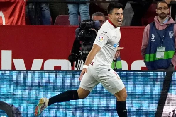 Huevo Acuña marcó un golazo en el empate de Sevilla ante Celta