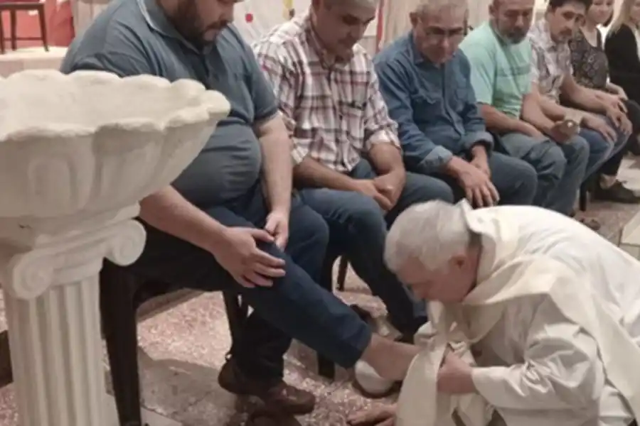 Semana Santa: el arzobispo Sánchez presidió la ceremonia del Lavatorio de los Pies en Ranchillos