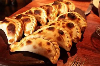 Día de la empanada: embajadora de tradición