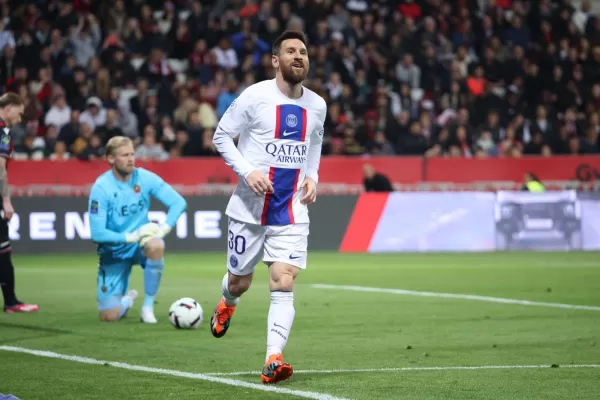 Con un golazo de Messi, PSG le ganó al Niza y volvió al triunfo en la Ligue 1