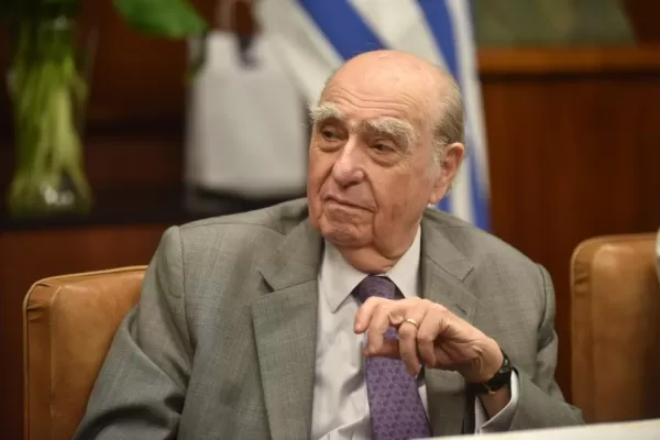 Sanguinetti y Mujica, los estadistas que vencieron la polarización