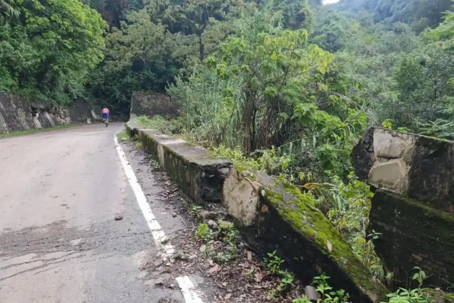 SIN ARREGLOS. Pese al anuncio de apertura, hay zonas a trabajar.   