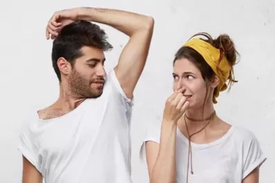 La ciencia de la transpiración: ¿Oler a ajo o a rosas?